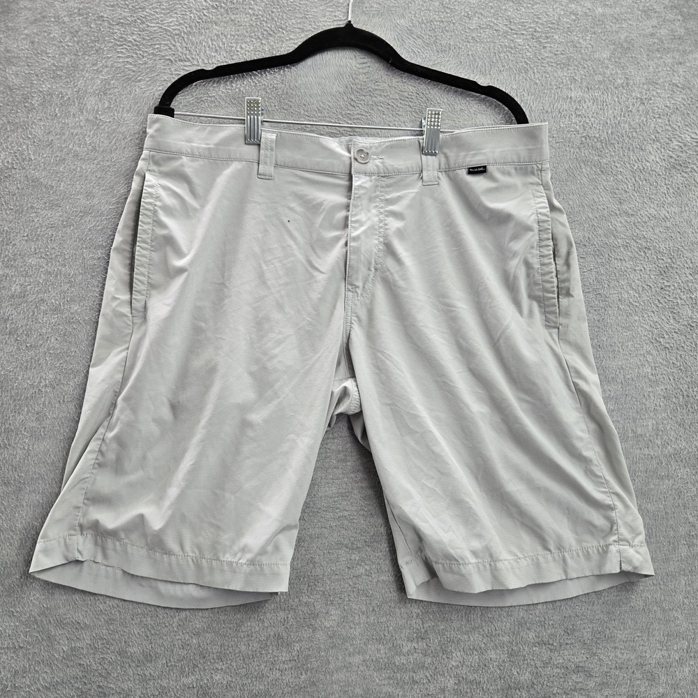 Travis Mathew‎ Men Shorts 34 Gray Chino Button 10" Inseam READD